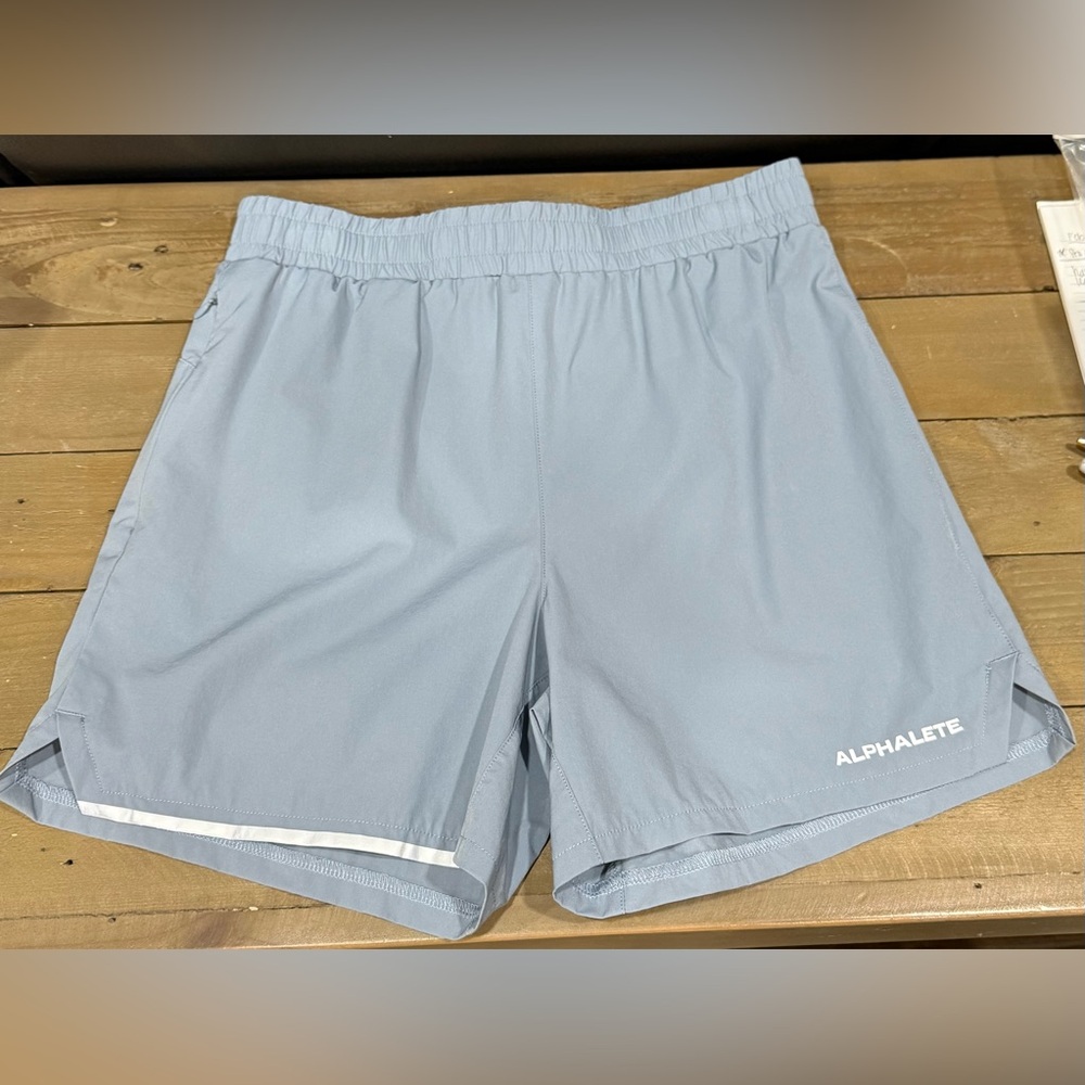 Alphalete Core Stride Shorts Sz Small